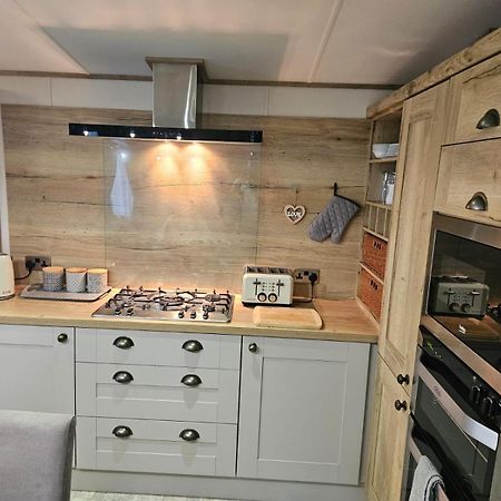 Roadnights Retreat Hotell Heysham Exteriör bild