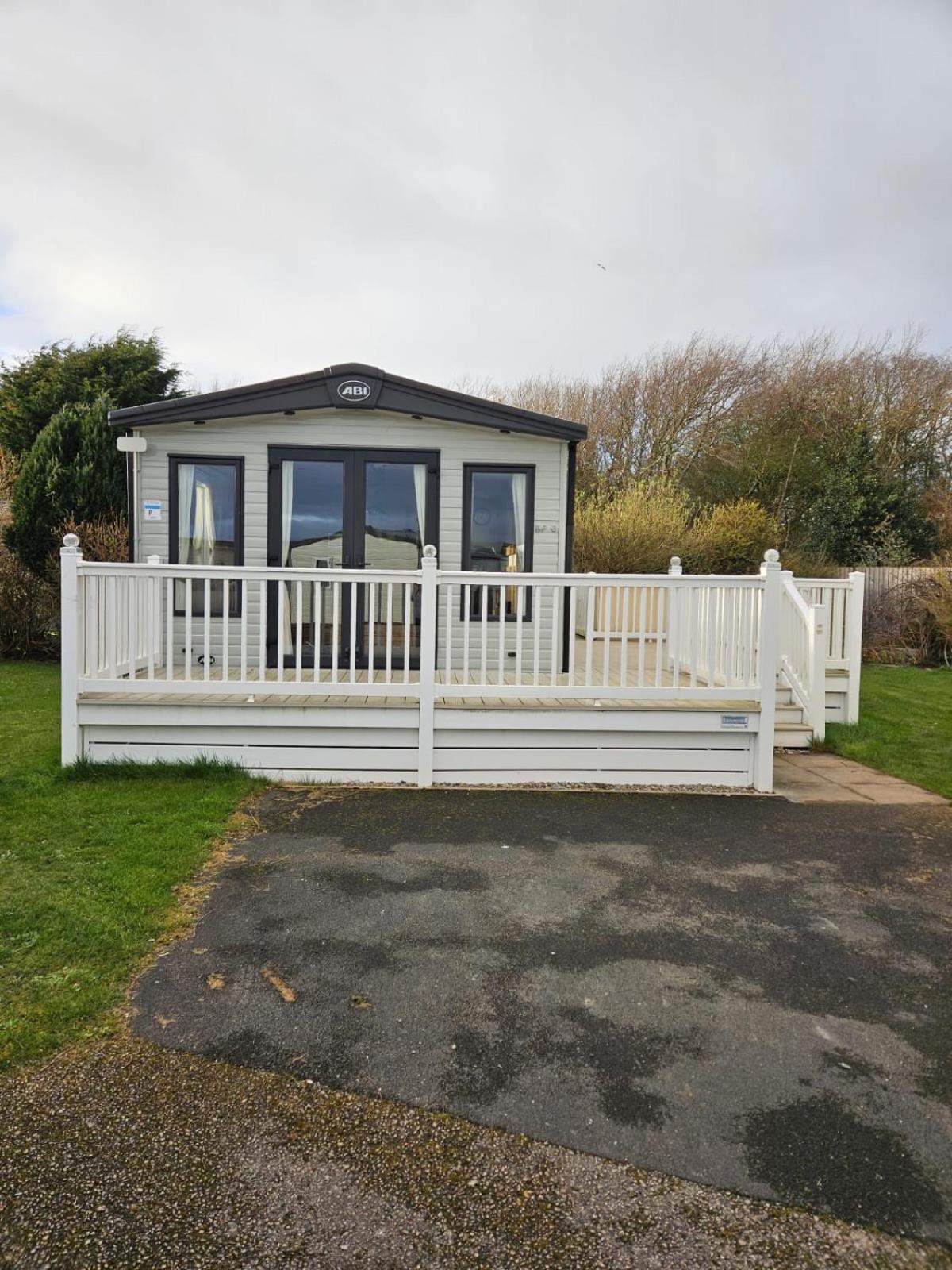 Roadnights Retreat Hotell Heysham Exteriör bild